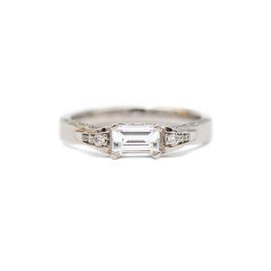 Maevona 14k Sideways Stone Engagement Ring